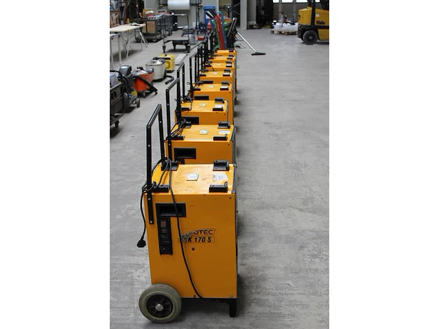 Combinatiekavel van kavels r166 t/m r173, zijnde 8 luchtdrogers trotec ttk 170 s. combinatiekavel - afbeelding 2 van  3