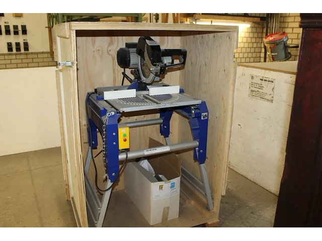 Combinatiemachine zaagtafel/afkortzaag elektra beckum type kgt 501 in houten kist - afbeelding 1 van  3