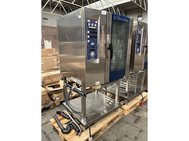 Combisteamer met onderstel 90x184x172 electrolux, air-o-steam - afbeelding 1 van  7