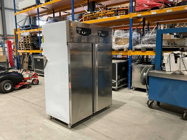 Combisteel - dubbel deurs vriezer en koeling - afbeelding 1 van  8