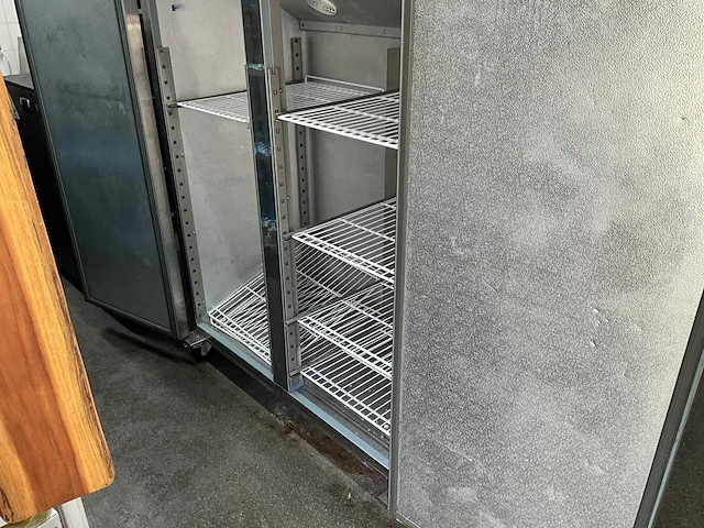 Combisteel - mobiele dubbeldeurs vriezer - afbeelding 5 van  8