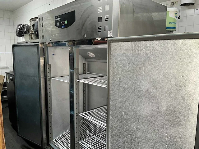 Combisteel - mobiele dubbeldeurs vriezer - afbeelding 6 van  8