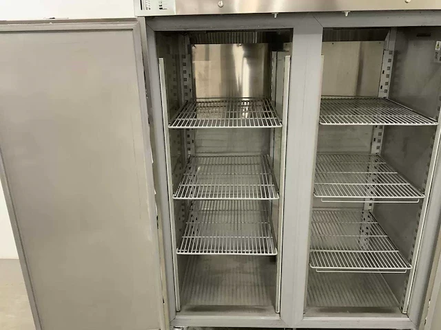 Combisteel - xl14-m-se-dx-r290 - dubbeldeurs vriezer - afbeelding 7 van  8