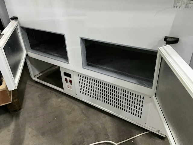 Combisteel nek 2134 gk koelvitrine - afbeelding 2 van  12