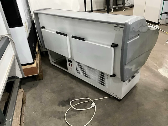 Combisteel nek 2134 gk koelvitrine - afbeelding 10 van  12