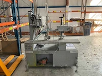 Comec - demi v5 - filling machines - 2013 - afbeelding 1 van  9