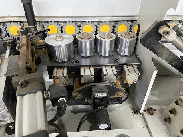Comeva - 2020 - explorer super plus 4tr+r - kantaanlijmmachine - afbeelding 7 van  10