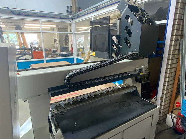Comeva - nicron 2c - cnc-freesmachine - 2021 - afbeelding 35 van  37