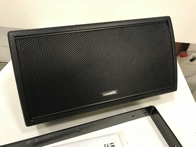 Community i2w8 loudspeaker speaker in doos met ophang beugel - afbeelding 2 van  7