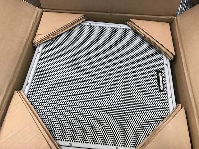 Community partij speakers en toebehoren op pallet - afbeelding 5 van  17