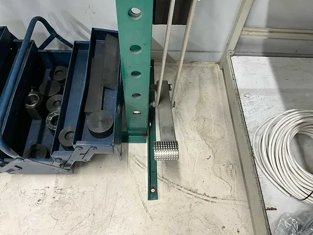 Compac fp16g1 werkplaatspers - afbeelding 4 van  7