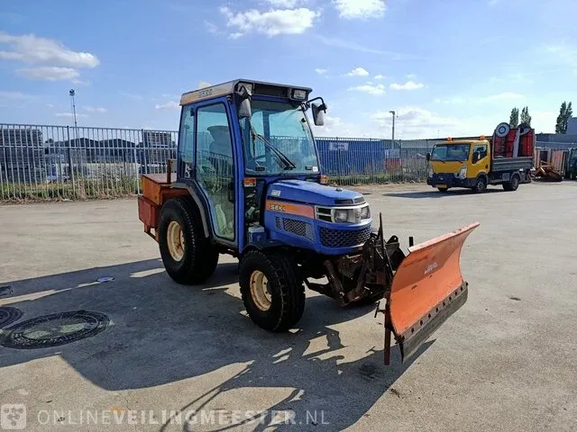 Compact tractor iseki, th4260 met schuif en zoutstrooier, bouwjaar 2005 - afbeelding 5 van  36