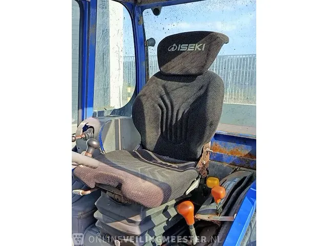 Compact tractor iseki, th4260 met schuif en zoutstrooier, bouwjaar 2005 - afbeelding 11 van  36