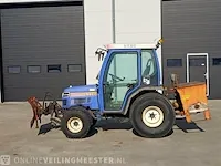 Compact tractor iseki, th4260 met schuif en zoutstrooier, bouwjaar 2005 - afbeelding 31 van  36