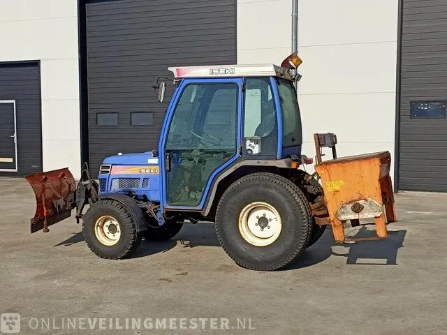 Compact tractor iseki, th4260 met schuif en zoutstrooier, bouwjaar 2005 - afbeelding 32 van  36