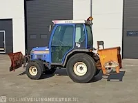 Compact tractor iseki, th4260 met schuif en zoutstrooier, bouwjaar 2005 - afbeelding 32 van  36