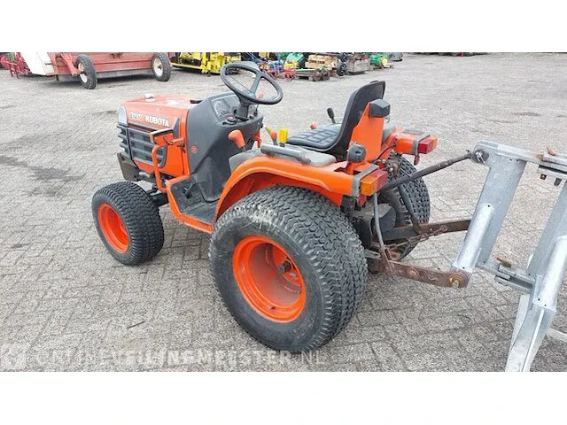 Compact tractor kubota, b1410 - afbeelding 21 van  22