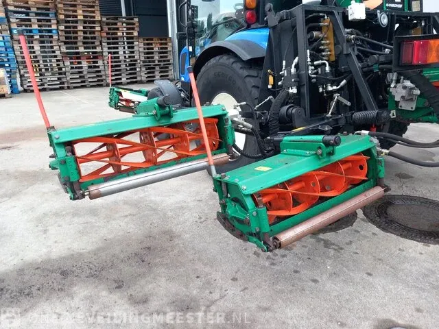 Compact tractor new holland, 3040 boomer 45d 4wd met kooimaaimachine ransomes, bouwjaar 2016 - afbeelding 32 van  50