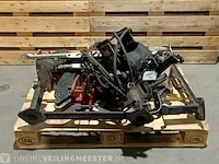 Compact tractor new holland, 3040 boomer 45d 4wd met kooimaaimachine ransomes, bouwjaar 2016 - afbeelding 37 van  50