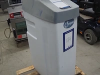 Compact - afbeelding 1 van  8