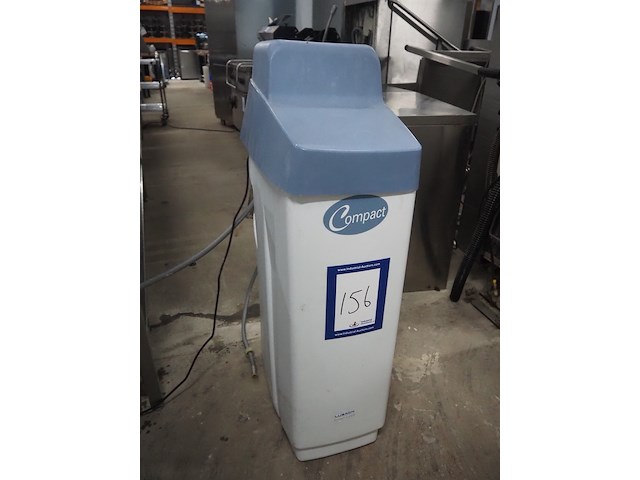 Compact - afbeelding 1 van  9