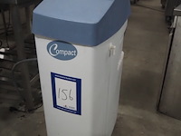 Compact - afbeelding 2 van  9