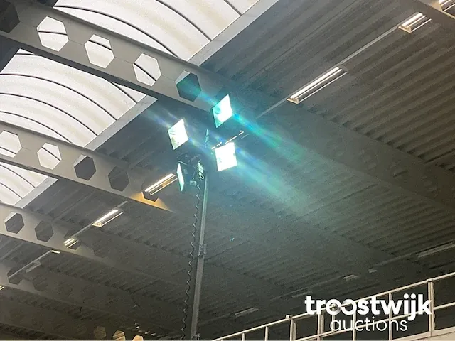 Compacte koppelbare lichtmast - afbeelding 8 van  15
