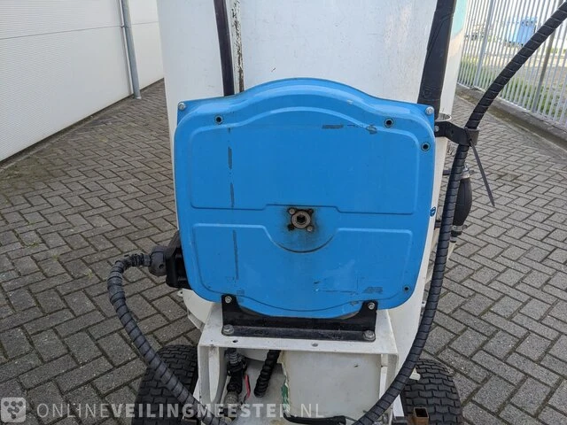 Compacte onkruid machine met heet water en trolley oeliatec hoedic, bouwjaar 2020 - afbeelding 5 van  29