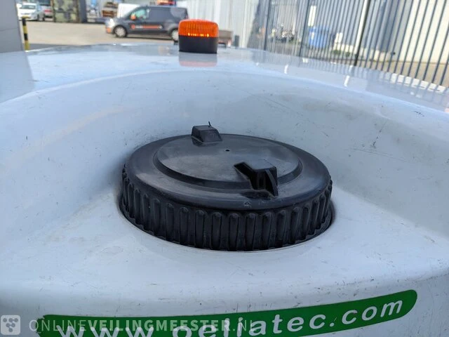 Compacte onkruid machine met heet water en trolley oeliatec hoedic, bouwjaar 2020 - afbeelding 17 van  29