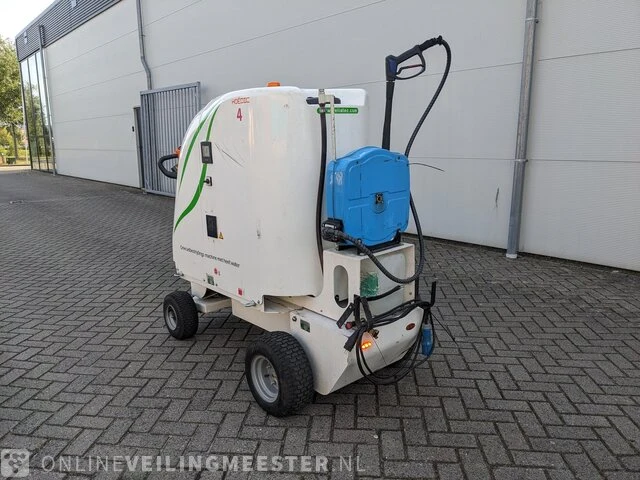Compacte onkruid machine met heet water en trolley oeliatec hoedic, bouwjaar 2020 - afbeelding 23 van  29