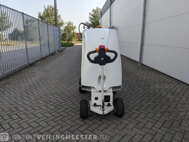 Compacte onkruid machine met heet water en trolley oeliatec hoedic, bouwjaar 2020 - afbeelding 28 van  29