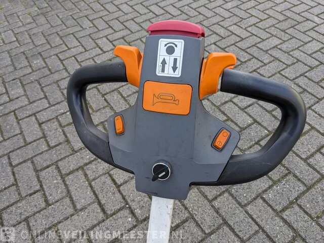 Compacte onkruid machine met heet water en trolley oeliatec hoedic, bouwjaar 2020 - afbeelding 29 van  29