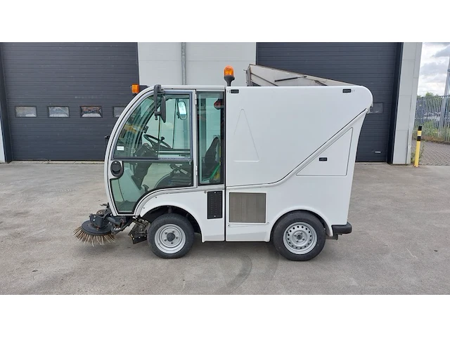 Compacte veegmachine, bucher cityspider , 2 pro, wit, 2011 - afbeelding 3 van  35