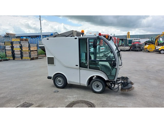 Compacte veegmachine, bucher cityspider , 2 pro, wit, 2011 - afbeelding 31 van  35