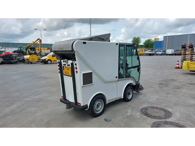 Compacte veegmachine, bucher cityspider , 2 pro, wit, 2011 - afbeelding 33 van  35
