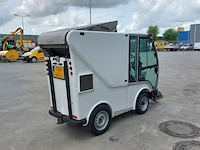 Compacte veegmachine, bucher cityspider , 2 pro, wit, 2011 - afbeelding 33 van  35