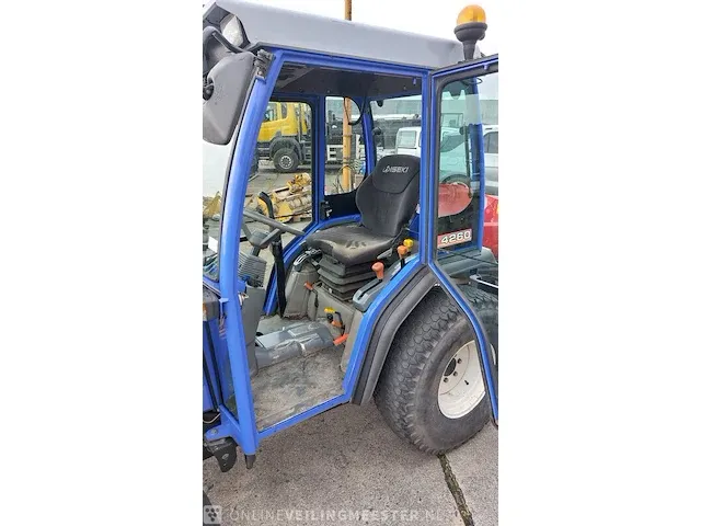 Compacttractor / minitrekker iseki , th 4260, blauw, bouwjaar 2006 - afbeelding 17 van  35