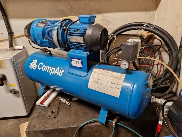 Compair - afbeelding 1 van  4