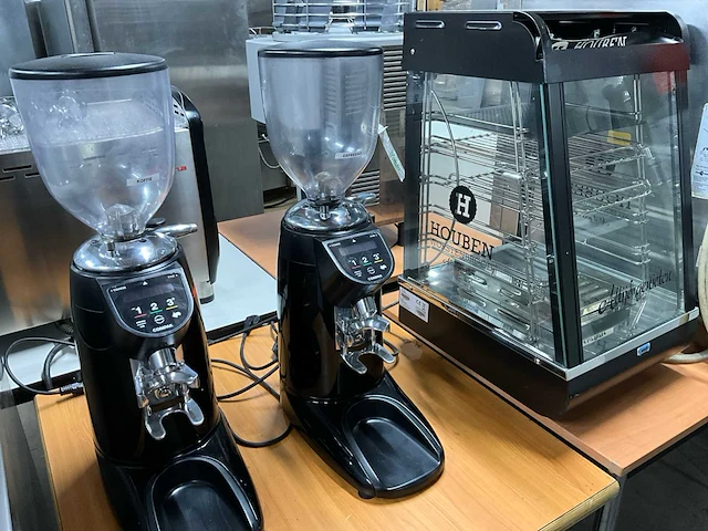 Compak e6 schwarz koffiemolen - afbeelding 1 van  6