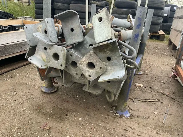 Compipont wbm s2 07 partij stempels en schoren - afbeelding 2 van  4