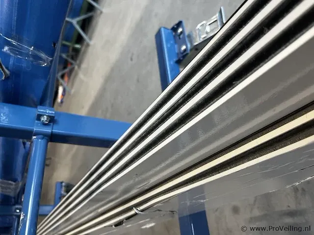 Compleet glazen schuifdeursysteem 3 deurs, veiligheidsglas 10 mm, 2400 mm breed, 3 stuks deuren 820 mm 2300 mm hoog, antraciet lichtgrijs ral 7016 - afbeelding 5 van  13