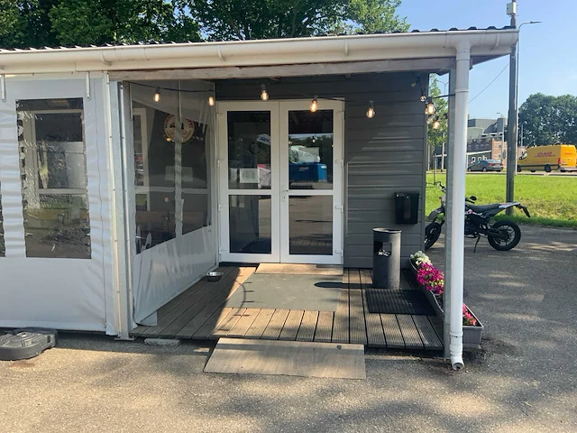 Compleet horeca paviljoen - afbeelding 10 van  87