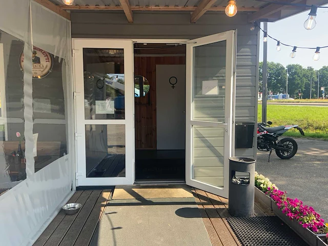Compleet horeca paviljoen - afbeelding 11 van  87