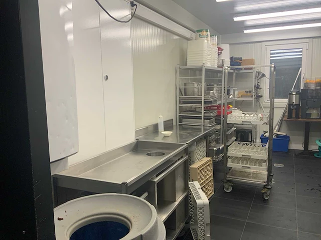 Compleet horeca paviljoen - afbeelding 53 van  87
