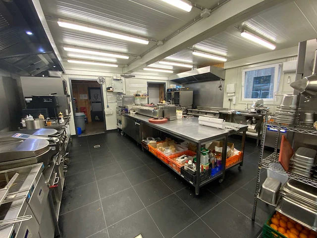 Compleet horeca paviljoen - afbeelding 66 van  87