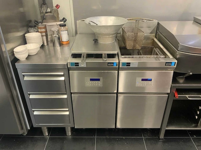 Compleet horeca paviljoen - afbeelding 80 van  87