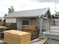 Compleet tuinhuis met overkapping. afmeting tuinhuis 250 x 400 x 370cm. - afbeelding 1 van  8