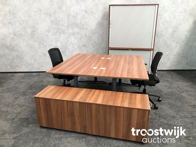 Complete 2 persoons instelbare werkplek - toscaans noten - afbeelding 31 van  37