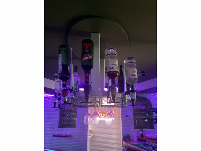Complete bar - afbeelding 15 van  18