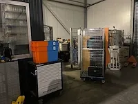 Complete inhoud magazijn en kantoorinventaris
